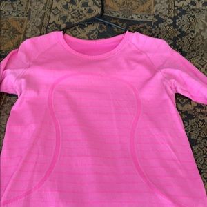 Lululemon run shirt